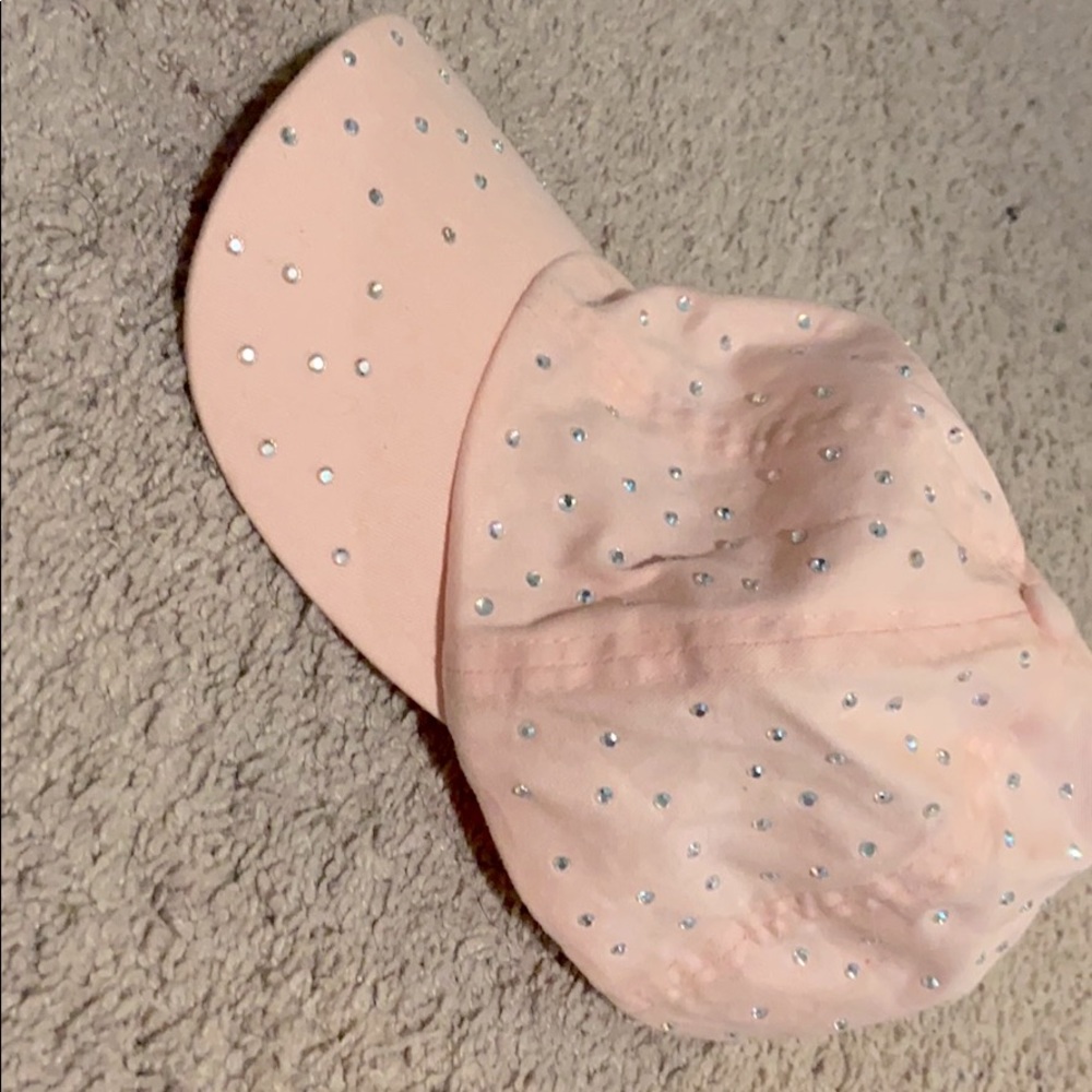 Justice hat